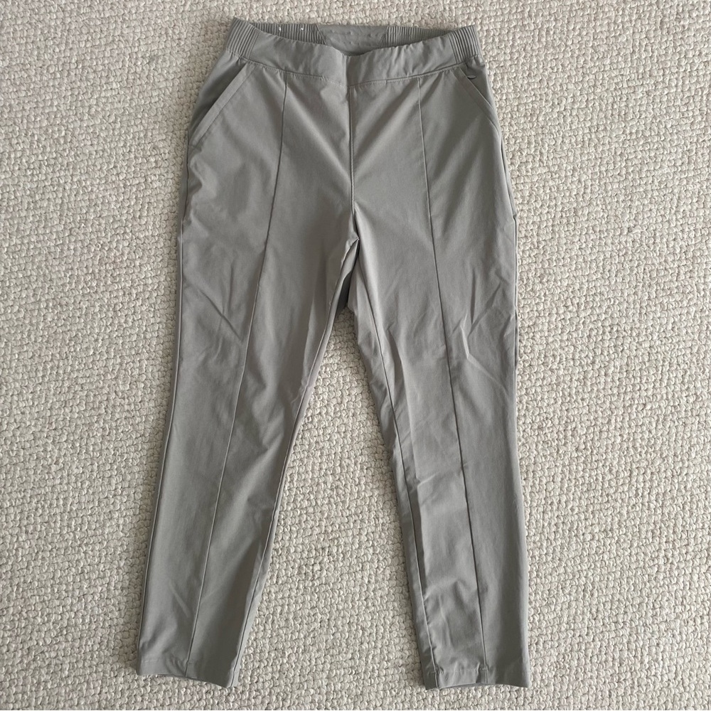 Columbia Women's Khaki Ankle Pants Size Medium